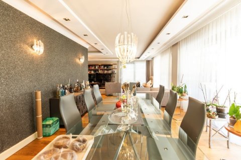 فيلا في  Istanbul 5 غرفة نوم ، 550 متر مربع . ر قم 184674 - 5