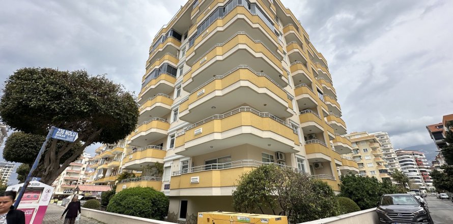 2+1 Apartment  in Mahmutlar, Antalya, Turkey No. 191854