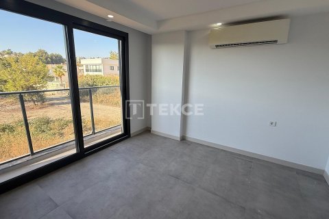 Villa  4+1  Kuşadası, Aydın, Türkiye №194104 - 16