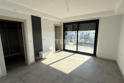 Villa  4+1  Kuşadası, Aydın, Türkiye №194104 - 13