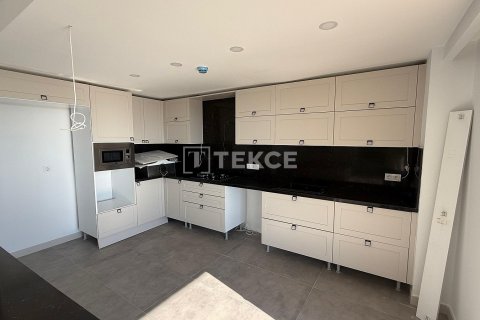 Villa  4+1  Kuşadası, Aydın, Türkiye №194104 - 12