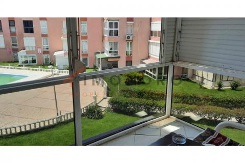 Продажа квартиры  в Бююкчекмедже, Стамбуле, Турция 1+2, 110м2, №190588 – фото 3