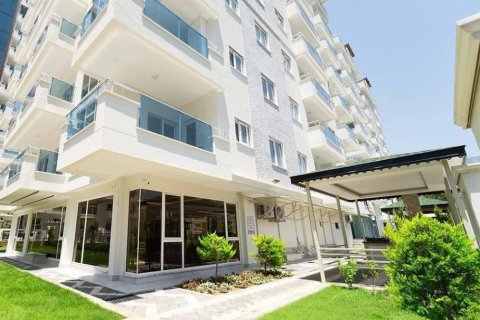 آپارتمان در  Mahmutlar ، ترکیه 65 متر مربع.  شماره 193341 - 1