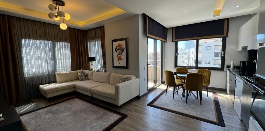 Квартира  3-х ком. в Махмутларе, Анталья, Турция №193343