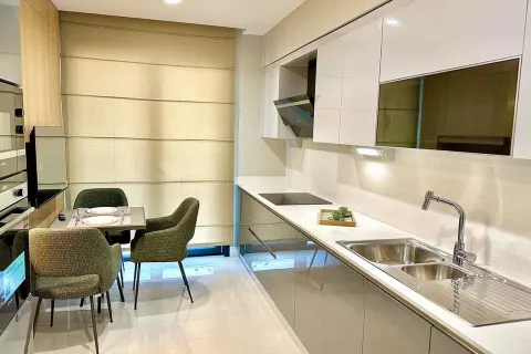 Продажа квартиры в Стамбуле, Турция 4 комн., №190277 – фото 11