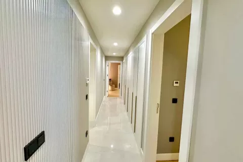 Продажа квартиры в Стамбуле, Турция 4 комн., №190277 – фото 14