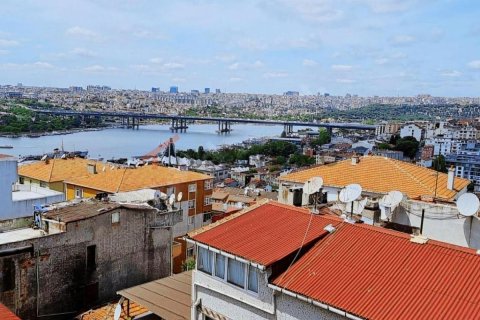 Apartment for sale  in Beyoglu, Istanbul, Turkey, 5 bedrooms, 131m2, No. 186618 – photo 1