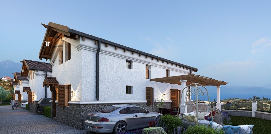 Villa 3+1 Kuşadası, Aydın, Türkiye №170667