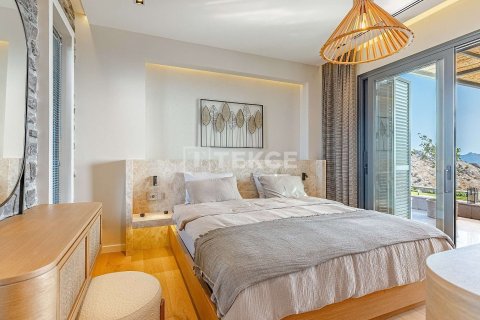 6+2 Villa in Bodrum, Mugla, Türkei Nr. 177007 - 18