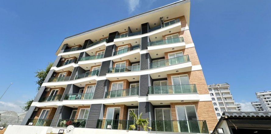 Apartment  in Mahmutlar, Antalya, Turkey No. 185635