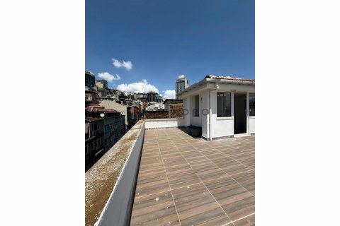 2+1 Leilighet  i Beyoglu, Istanbul, Tyrkia Nr. 193323 - 24