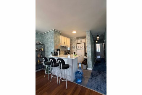 2+1 Leilighet  i Beyoglu, Istanbul, Tyrkia Nr. 193323 - 12