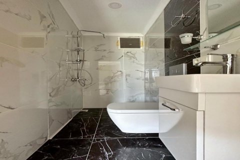 Продажа квартиры  в Стамбуле, Турция 3 комн., 80м2, №186496 – фото 12