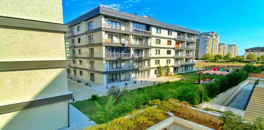 Квартира  3-х ком. в Стамбуле, Турция №186496