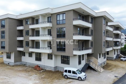 Продажа квартиры в Чинарджике, Ялове, Турция 2+1, 90м2, №187354 – фото 13