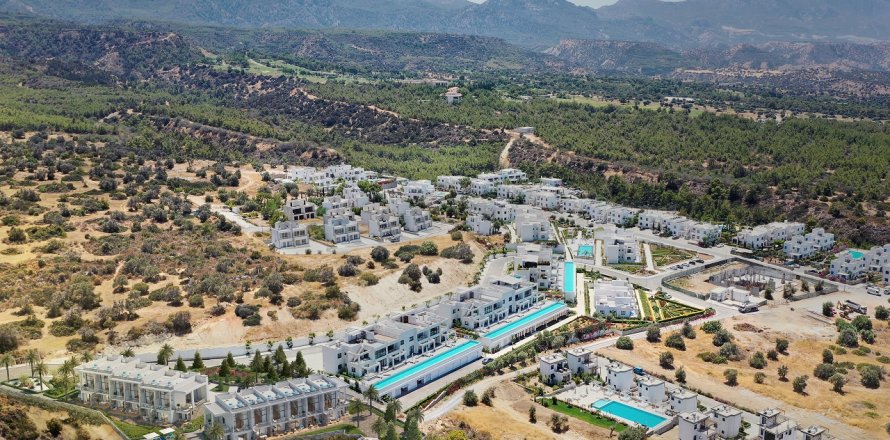 آپارتمان در  Esentepe ، ترکیه 80 متر مربع.  شماره 210617