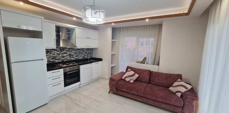 Квартира  2-х ком. в Аланье, Анталья, Турция №184389