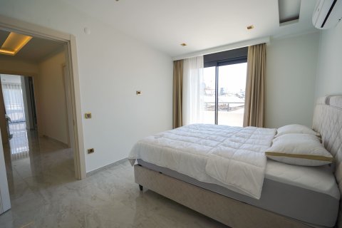 پنت هاس در  Alanya ، امارات متحده عربی 4 خوابه ، 120 متر مربع.  شماره 184388 - 22