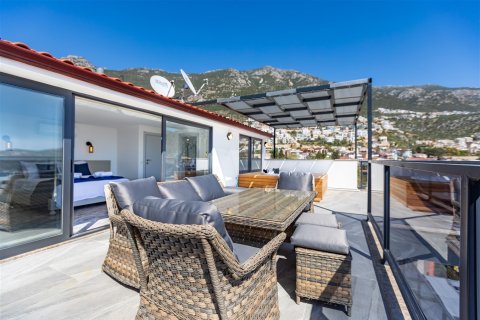 Продажа виллы  в Анталье, Турция 6 комн., 333м2, №188656 – фото 24