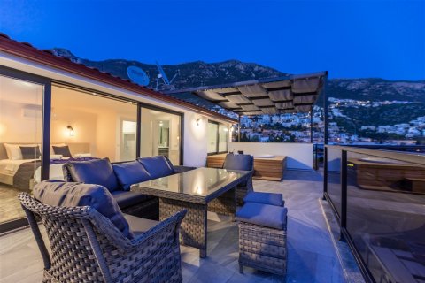 Продажа виллы  в Анталье, Турция 6 комн., 333м2, №188656 – фото 14