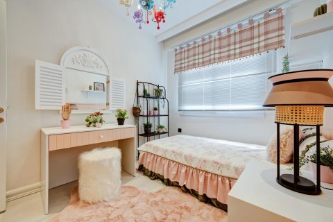 آپارتمان در  Mersin ، ترکیه 140 متر مربع.  شماره 186107 - 9