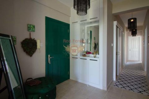 Apartment for sale  in Girne, Northern Cyprus, 3 bedrooms, 112m2, No. 187961 – photo 2