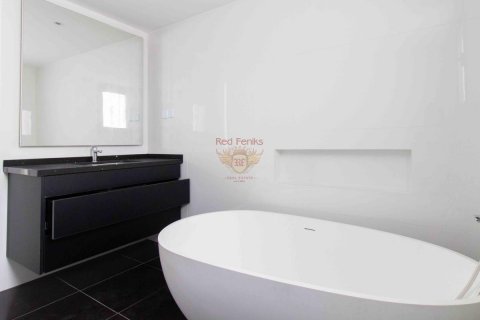 Villa for sale  in Girne, Northern Cyprus, 4 bedrooms, 235m2, No. 187960 – photo 11