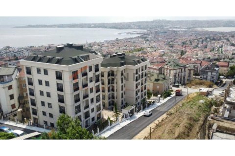 Продажа квартиры  в Бююкчекмедже, Стамбуле, Турция 2+1, 100м2, №186948 – фото 2