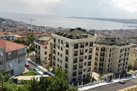 Продажа квартиры  в Бююкчекмедже, Стамбуле, Турция 2+1, 100м2, №186948 – фото 1