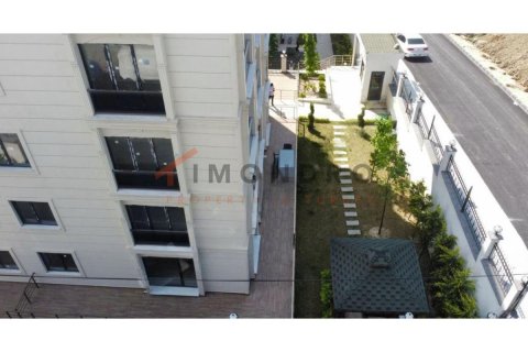 Продажа квартиры  в Бююкчекмедже, Стамбуле, Турция 2+1, 100м2, №186948 – фото 5