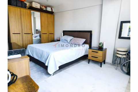 Продажа квартиры  в Фатихе, Стамбуле, Турция 1+1, 80м2, №211364 – фото 3