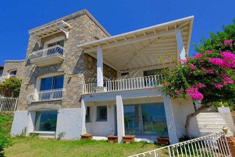 Villa for rent  in Bodrum, Mugla, Turkey, 4 bedrooms, 200m2, No. 188586 – photo 2