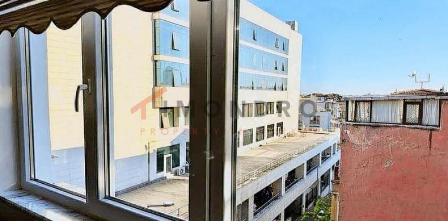 آپارتمان در Beyoglu،  Istanbul ، امارات متحده عربی 1 خوابه ، 60 متر مربع.  شماره 188699