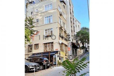آپارتمان در Beyoglu،  Istanbul ، امارات متحده عربی 1 خوابه ، 60 متر مربع.  شماره 188699 - 3