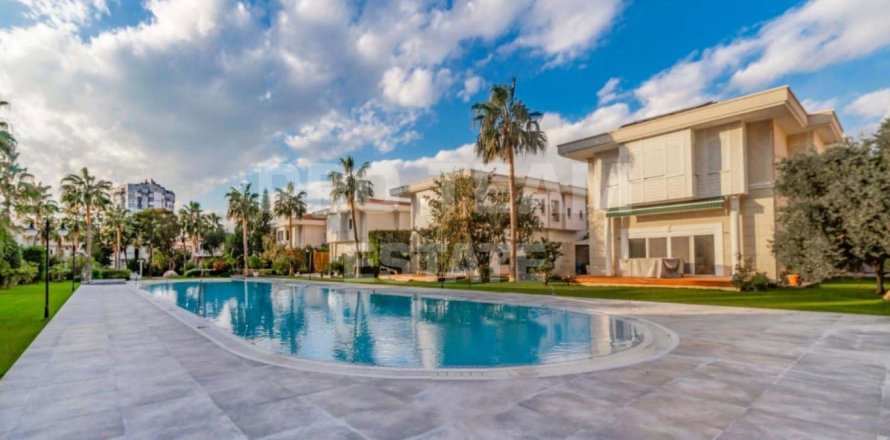 Villa in Lara, Antalya, Turkey No. 188109