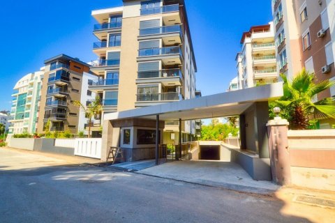 Продажа квартиры  в Коньяалты, Анталье, Турция 2+1, 90м2, №193747 – фото 1