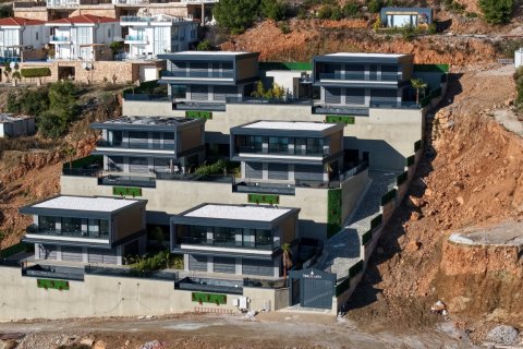 8+1 Villa  in Alanya, Antalya, Turkey No. 169874