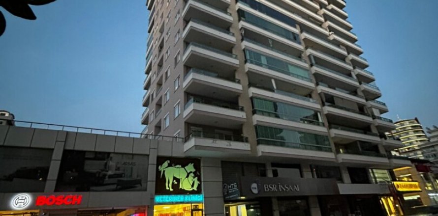 2+1 Apartment  in Alanya, Antalya, Turkey No. 193437