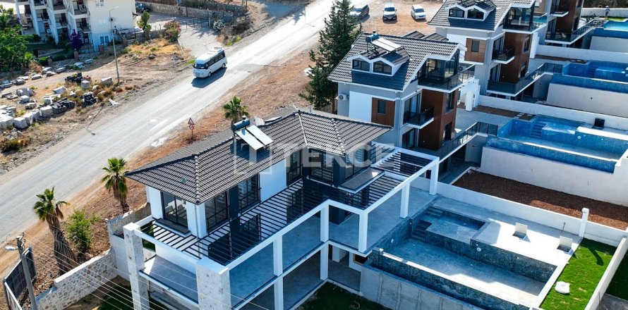 Вилла 4+1 в Фетхие, Мугла, Турция №191386