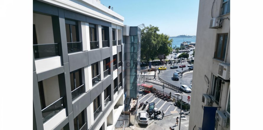 6+1 Wohnung  in Besiktas, Istanbul, Türkei Nr. 193550