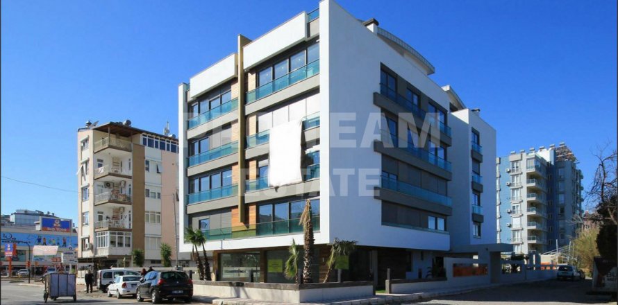 Квартира  2-х ком. в Ларе, Анталья, Турция №190171