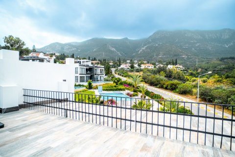 Lägenhet  i Girne,  Nr. 210762 - 17