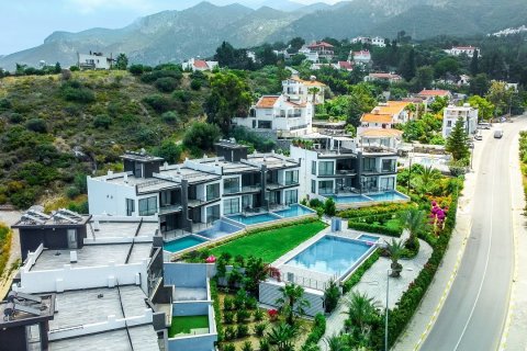 Lägenhet  i Girne,  Nr. 210762 - 3