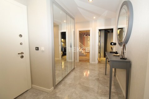 Продажа квартиры в Бююкчекмедже, Стамбуле, Турция 3+1, 150м2, №183789 – фото 20