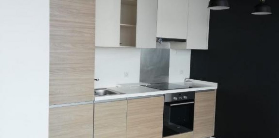 Квартира  2-х ком. в Стамбуле, Турция №186529