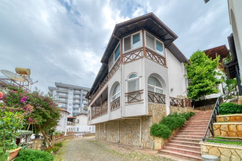 Продажа виллы  в Тосмуре, Аланье, Анталье, Турция 6 комн., 420м2, №191204 – фото 1
