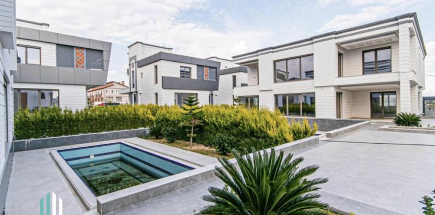 آپارتمان در  Antalya ، ترکیه 450 متر مربع.  شماره 186550