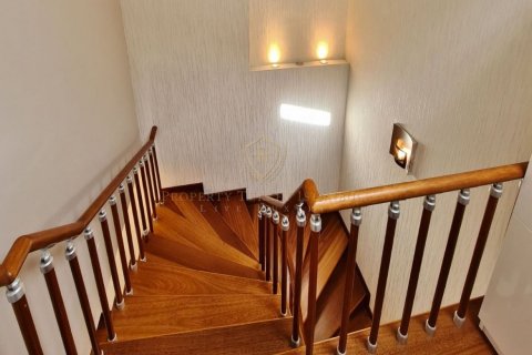 Продажа виллы  в Стамбуле, Турция 6+1, 270м2, №193680 – фото 1