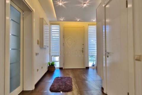 Продажа виллы  в Стамбуле, Турция 6+1, 270м2, №193680 – фото 3