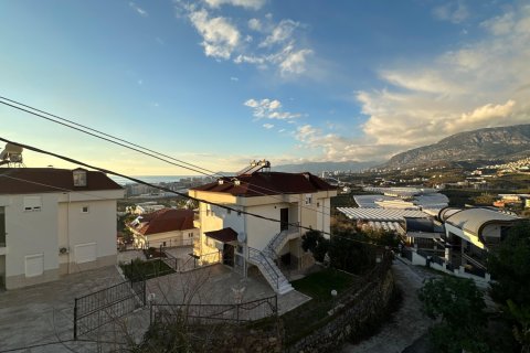 Продажа квартиры  в Аланье, Анталье, Турция студия, №186978 – фото 1